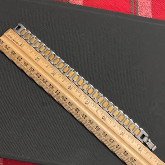 Bracelet Stainless Steel and Gold Tone, excellent condition. See the photos. - Picture 11 of 11